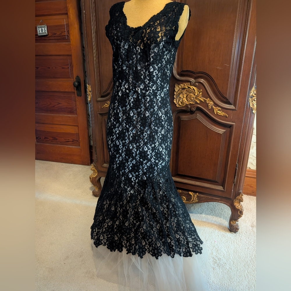 BLACK LACE MERMAID DRESS Nha Bhanh Sz 10 Formal Prom